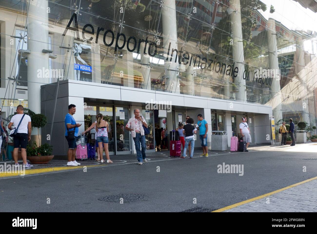 Aeroporto di napoli hires stock photography and images Alamy