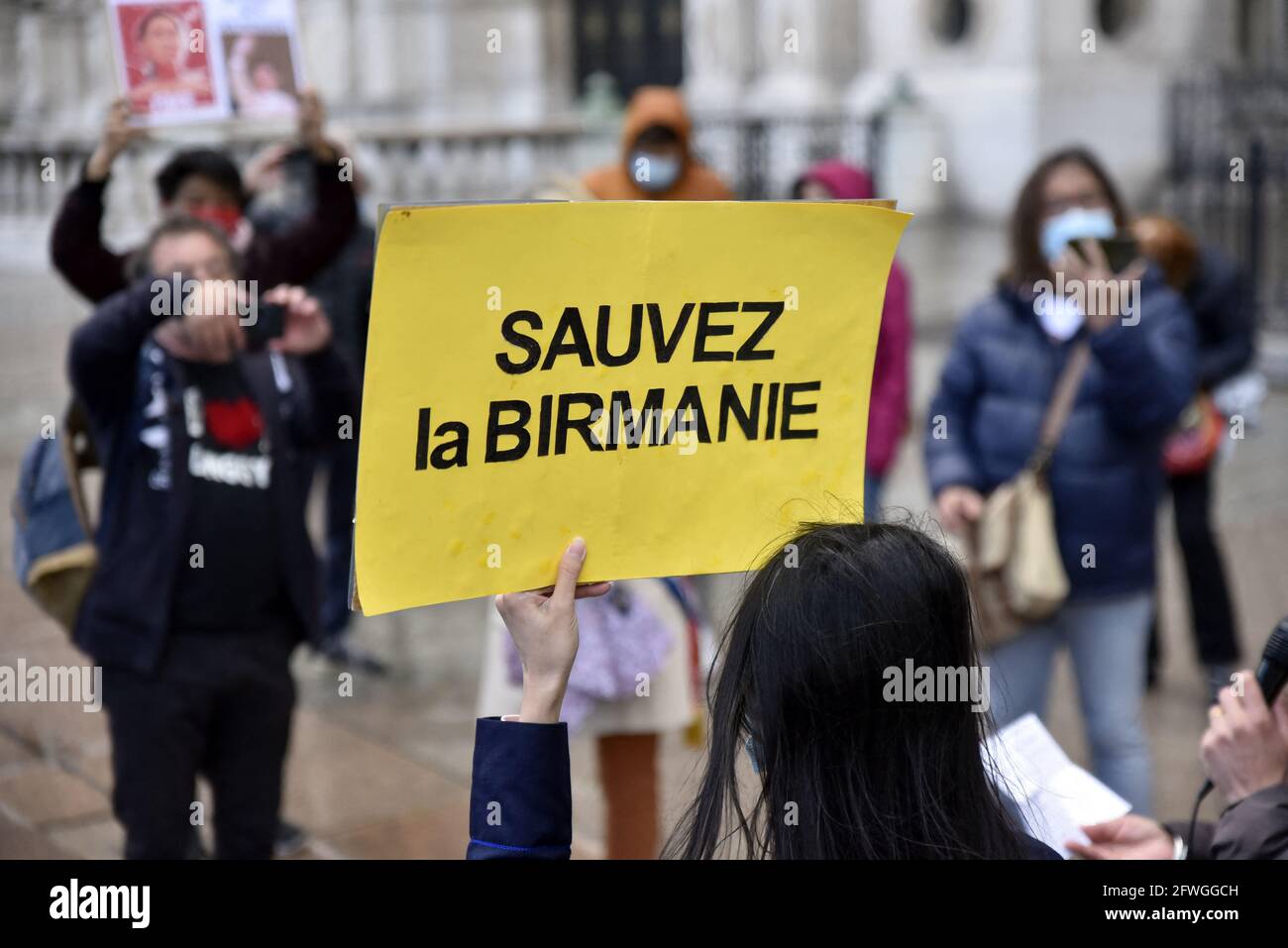 Rally for a democracy in Myanmar and against military coup, at the Hôtel de Ville in Paris, France, on May 22, 2021. Photo by Patrice Pierrot/Avenir Pictures/ABACAPRESS.COM Stock Photo