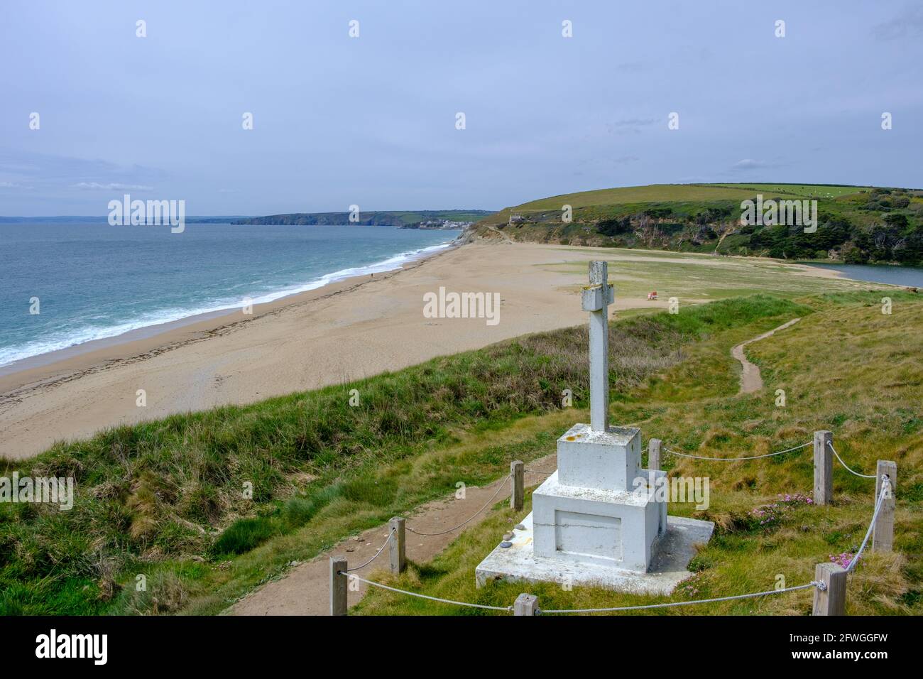 Anson Memorial, Loe Bar, Helston, Looking Towards Porthleven, South West Coast Path Lizard Point Cornwall England Stock Photo