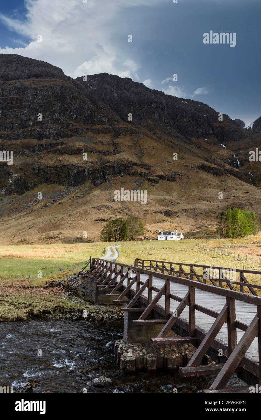 achnambeithach cottage at the foot of aonach dubh in glencoe scotland Stock Photo