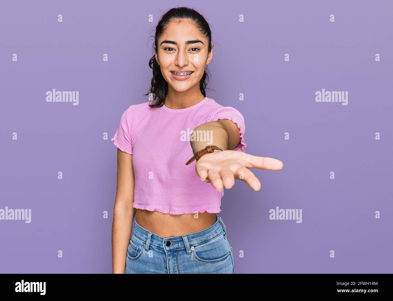 Positive teenager girl hand sign hi-res stock photography and images ...