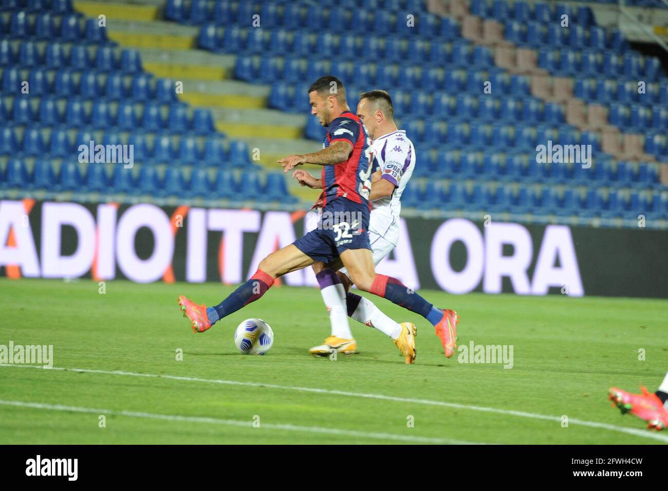 ACF Fiorentina Vs FC Crotone Editorial Stock Image - Image of real