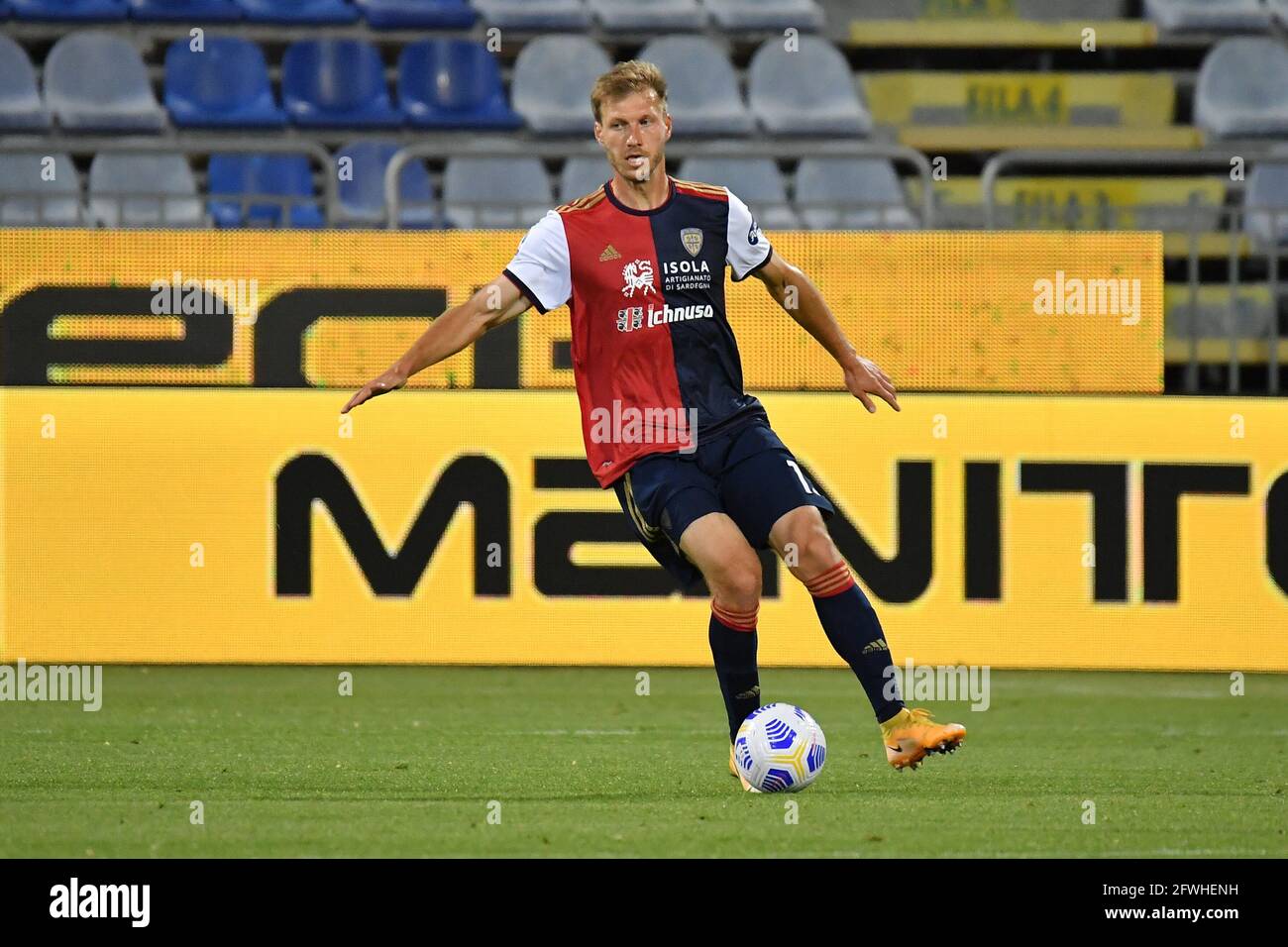 Genoa CFC Vs Cagliari Calcio Editorial Image - Image of ball