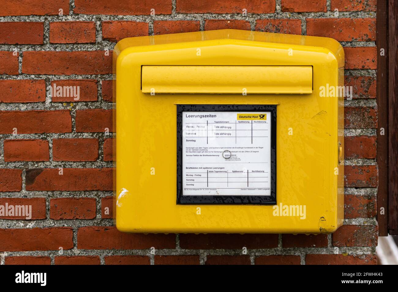 Yellow post box hires stock photography and images Alamy