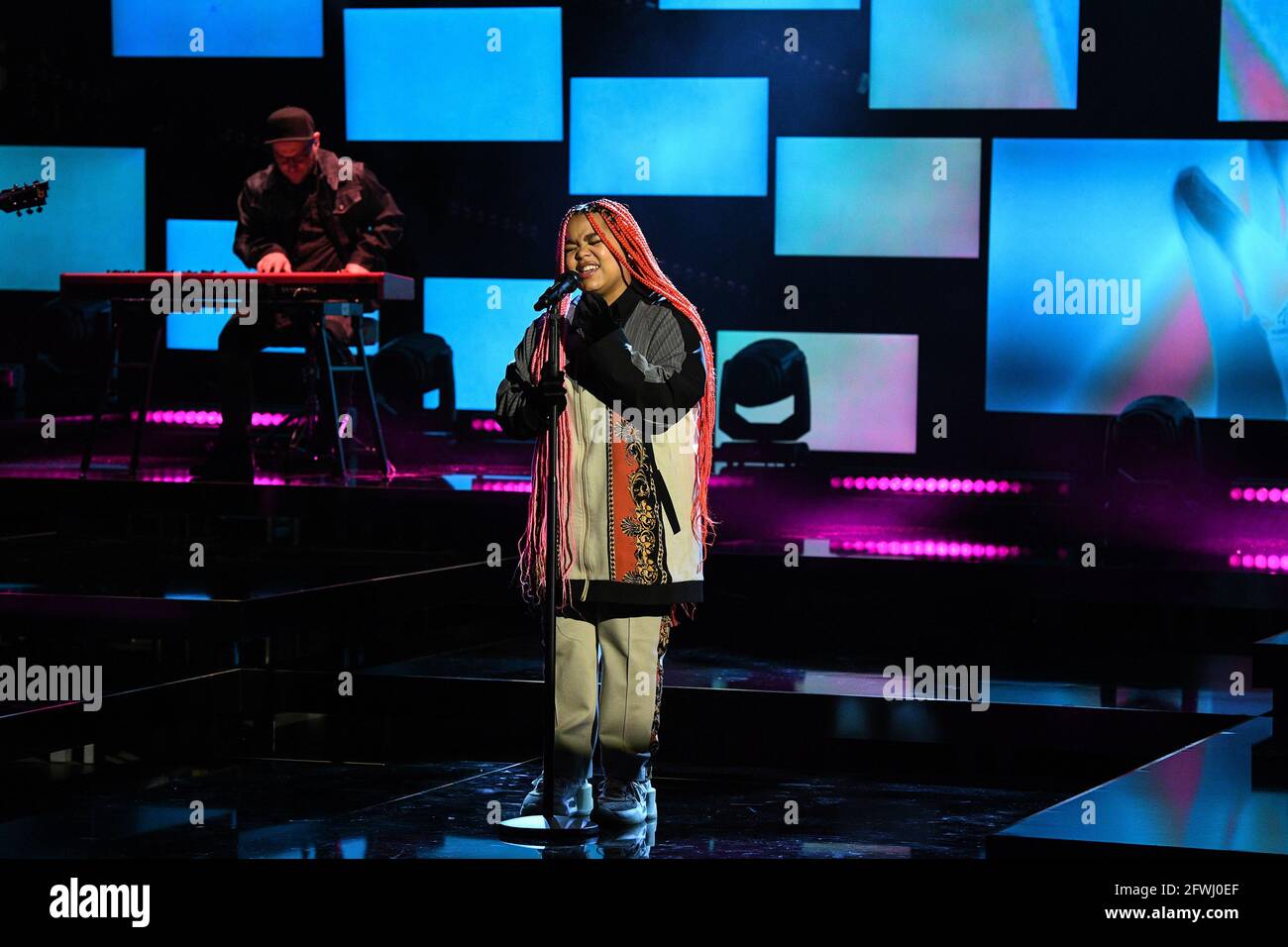 Hamburg, Germany. 22nd May, 2021. Singer Zoe Wees performs at the live