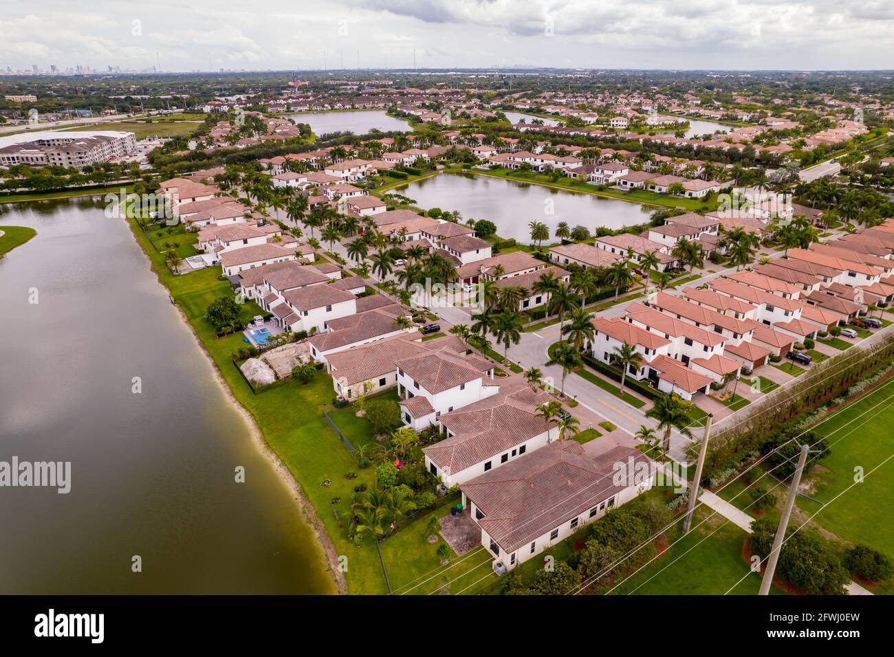 Aerial photo of single family homes in Cooper City neighborhoods