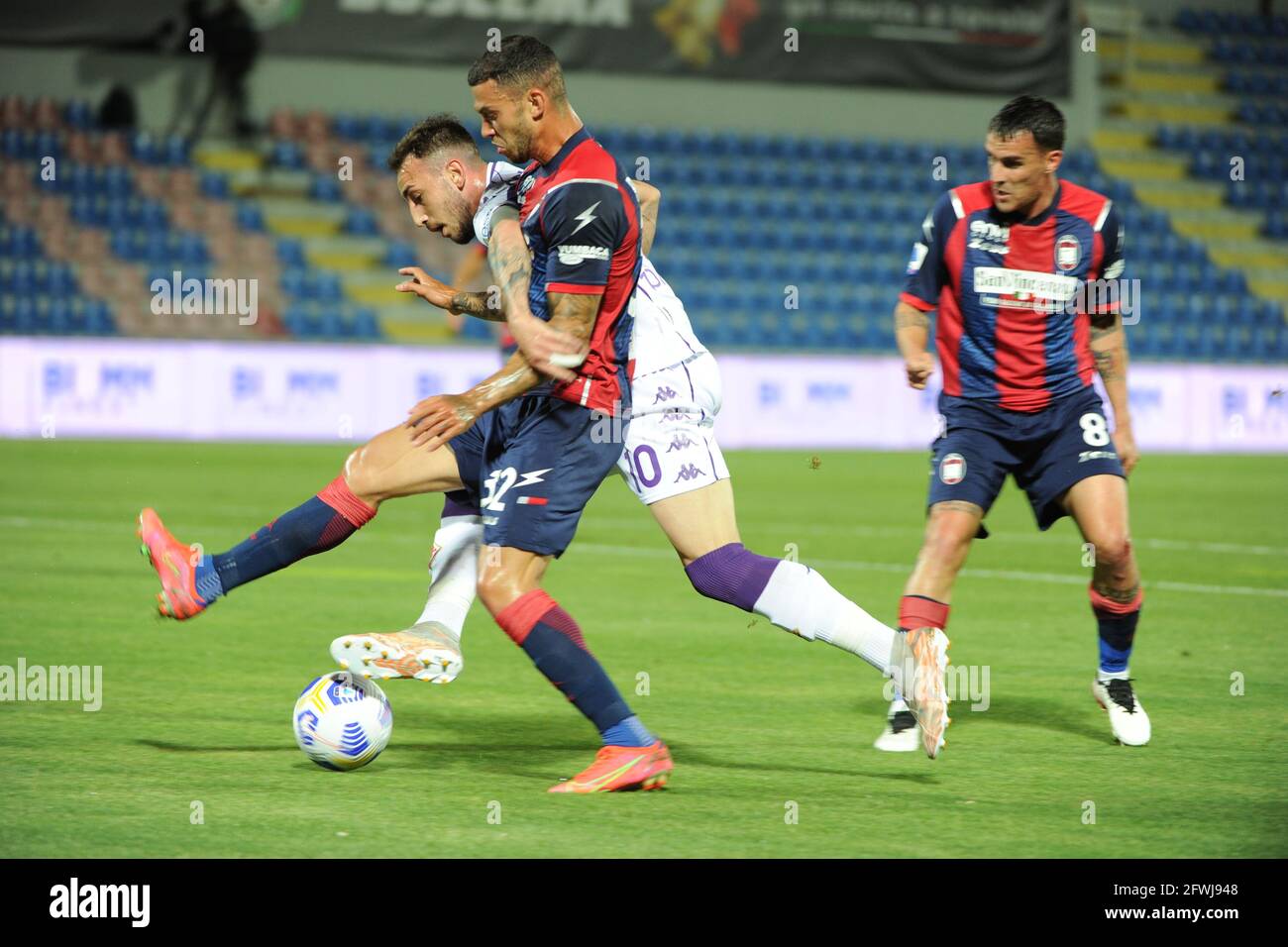 ACF Fiorentina Vs FC Crotone Editorial Stock Image - Image of real