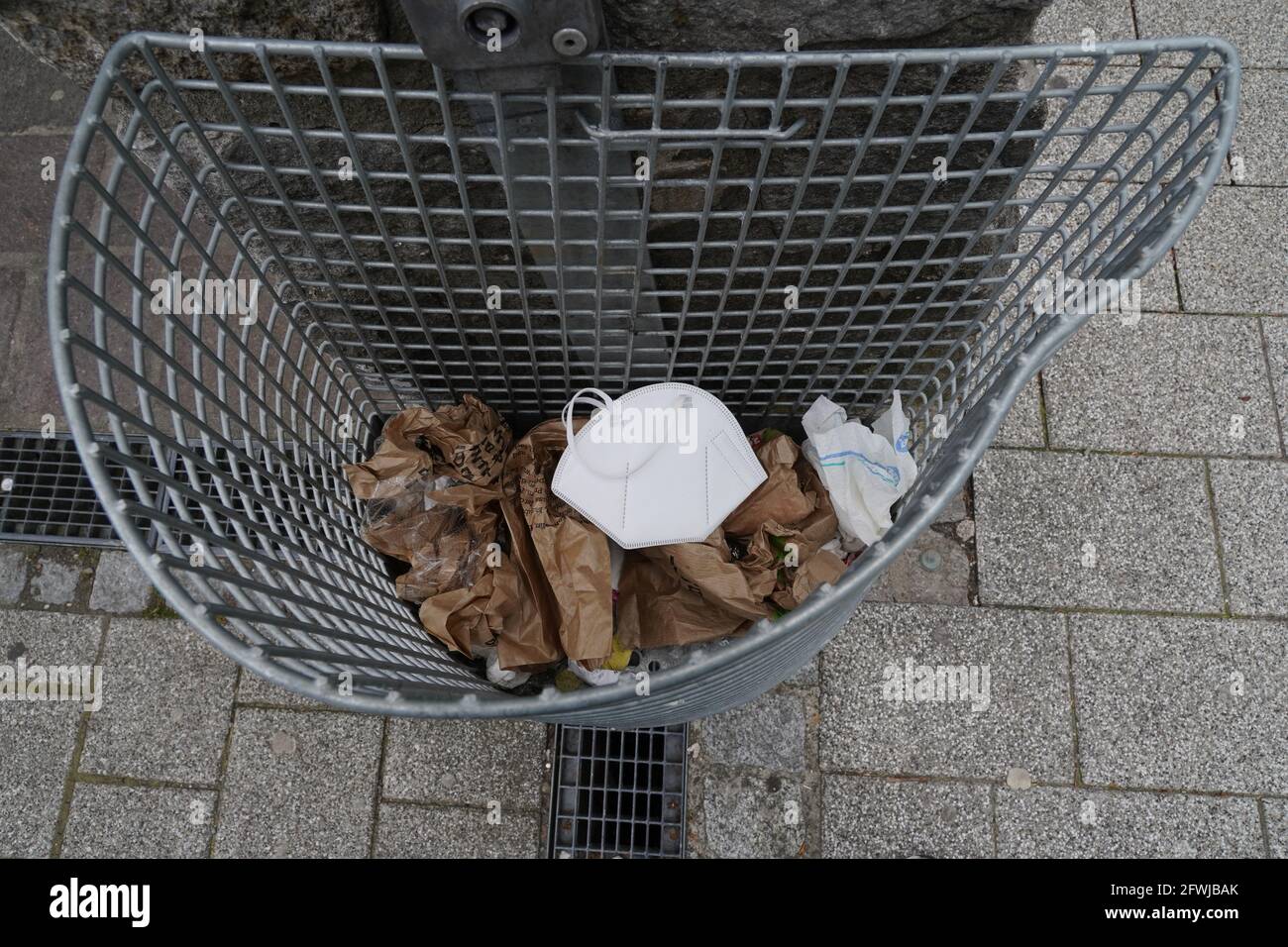 Mask in bin hires stock photography and images Alamy
