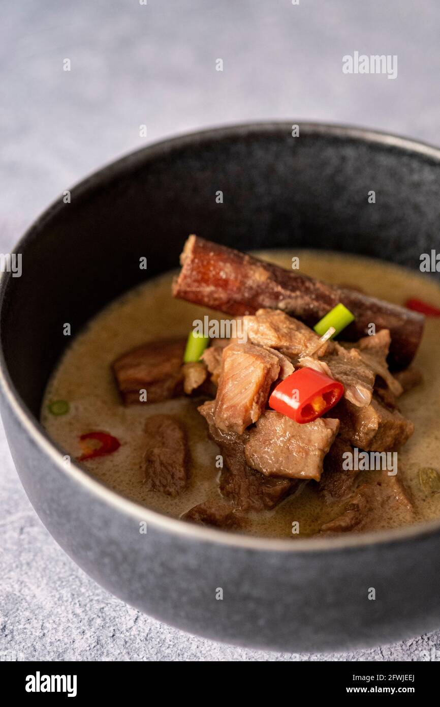 Thai beef green curry Stock Photo Alamy