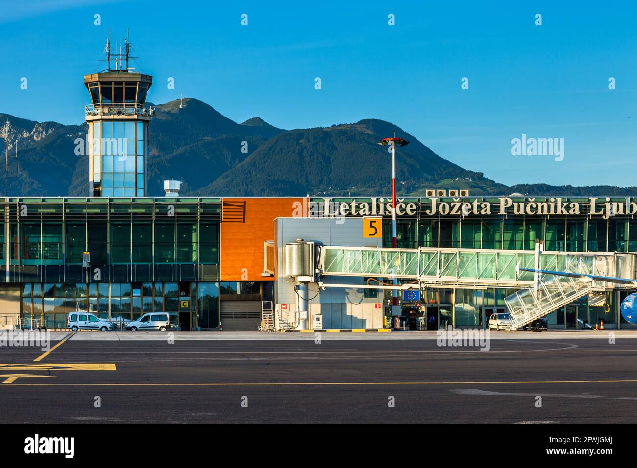 Letalisce joze pucnik hires stock photography and images Alamy Letalisce joze pucnik hires stock photography and images Alamy