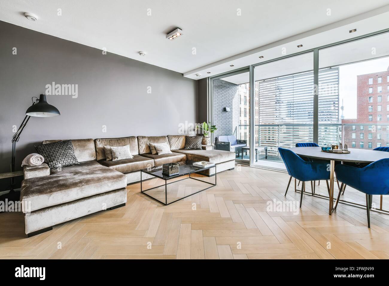 Luxury and beautiful living room interior design Stock Photo - Alamy