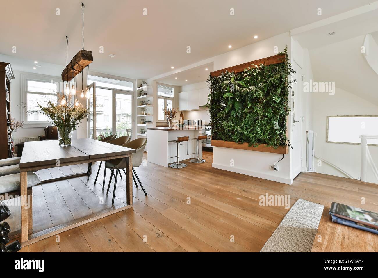 Luxury and beautiful dining room interior design Stock Photo - Alamy