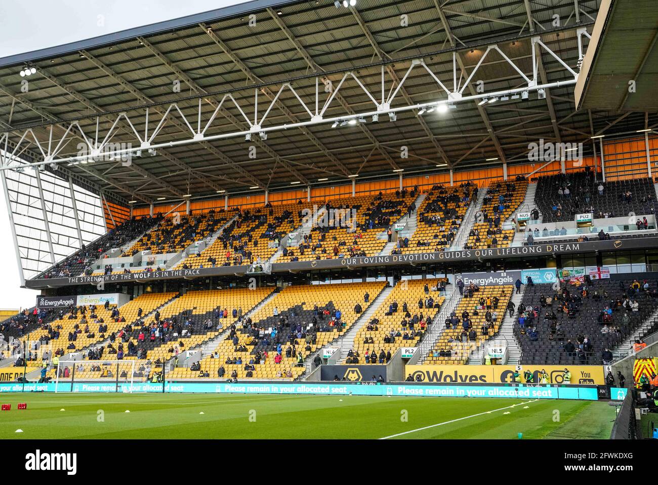 Wolverhampton West Midlands Uk 23rd May 21 Molineux Stadium Wolverhampton West Midlands England English Premier League Football Wolverhampton Wanderers Versus Manchester United Fans Socially Distanced In The Stand After Pandemic Easing Credit Wolverhampton West Midlands Uk 23rd May 21 Molineux Stadium Wolverhampton West Midlands England English Premier League Football Wolverhampton Wanderers Versus Manchester United Fans Socially Distanced In The Stand After Pandemic Easing Credit