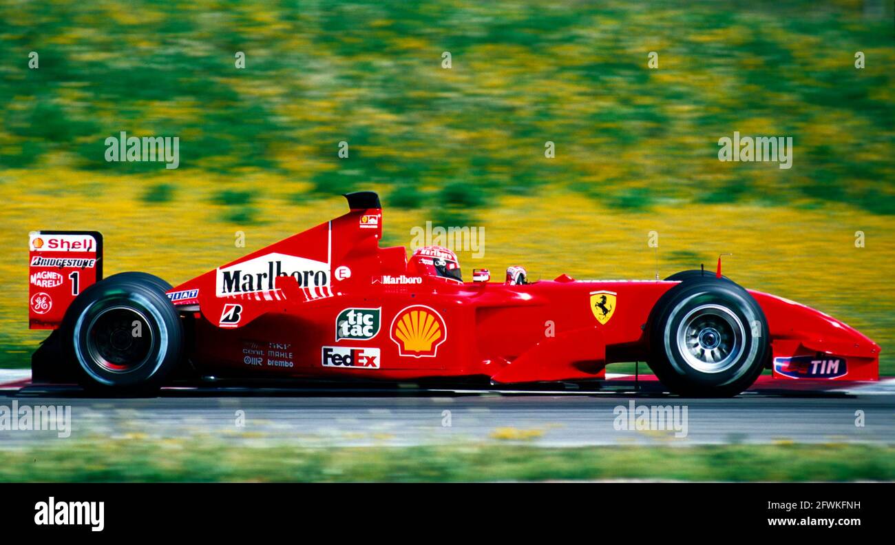 Michael schumacher in ferrari 2001 hi-res stock photography and images