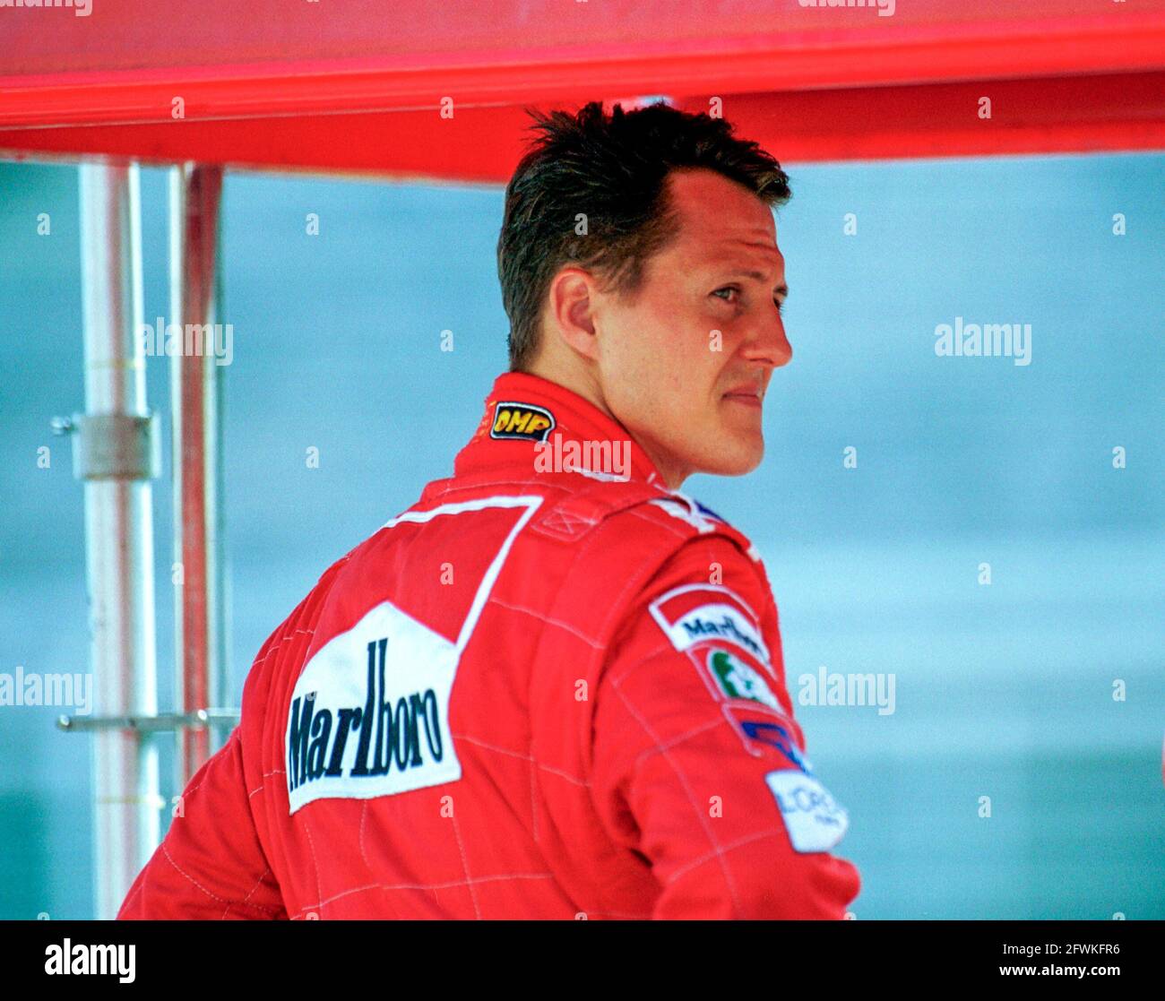 Michael schumacher in ferrari 2001 hi-res stock photography and images
