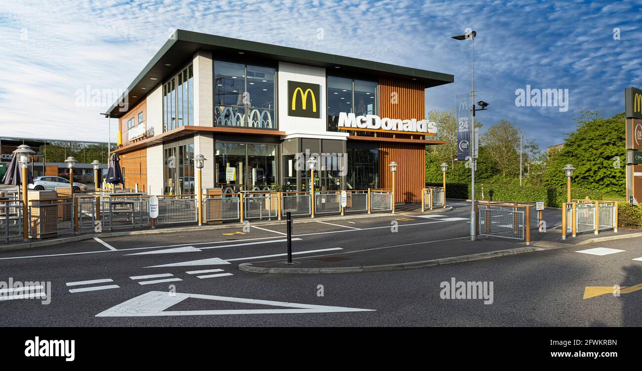 Mcdonalds building design hi-res stock photography and images - Alamy