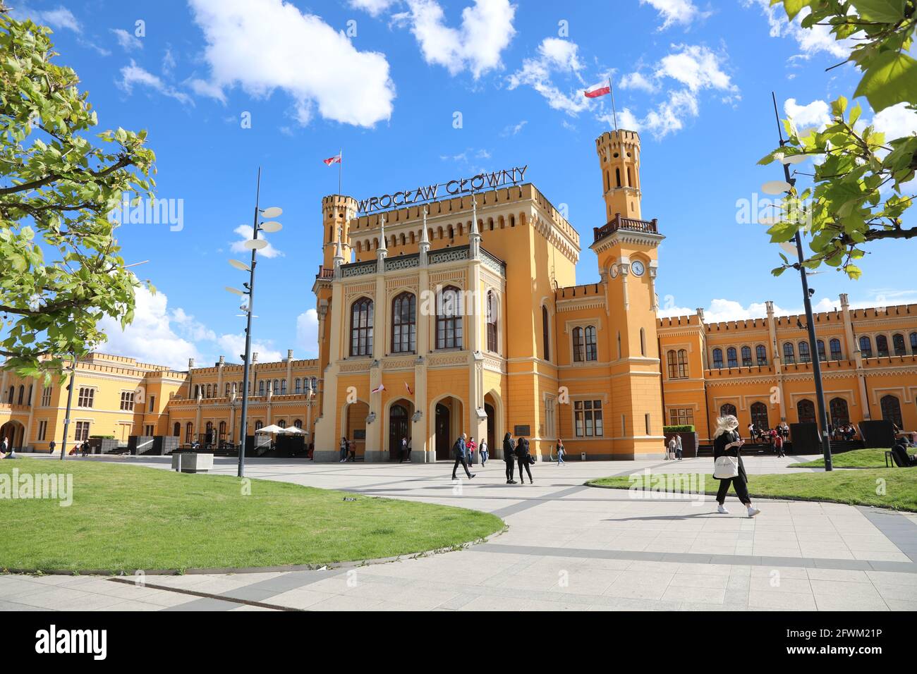 Der Bahnhof Wrocław Główny, Breslau Hauptbahnhof ist der größte