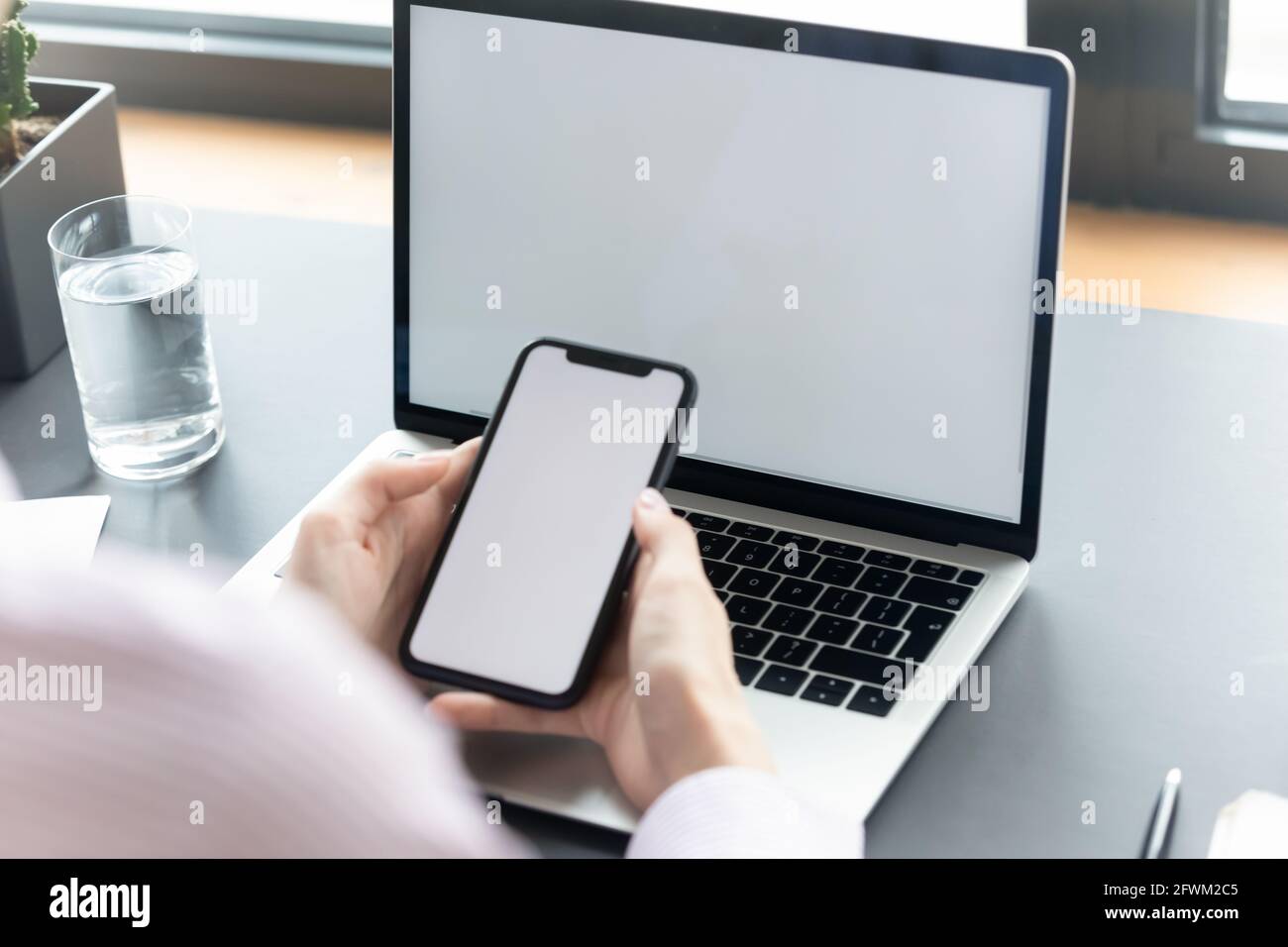 Person Using Screen Person using laptop white screen hi-res stock photography and images ...