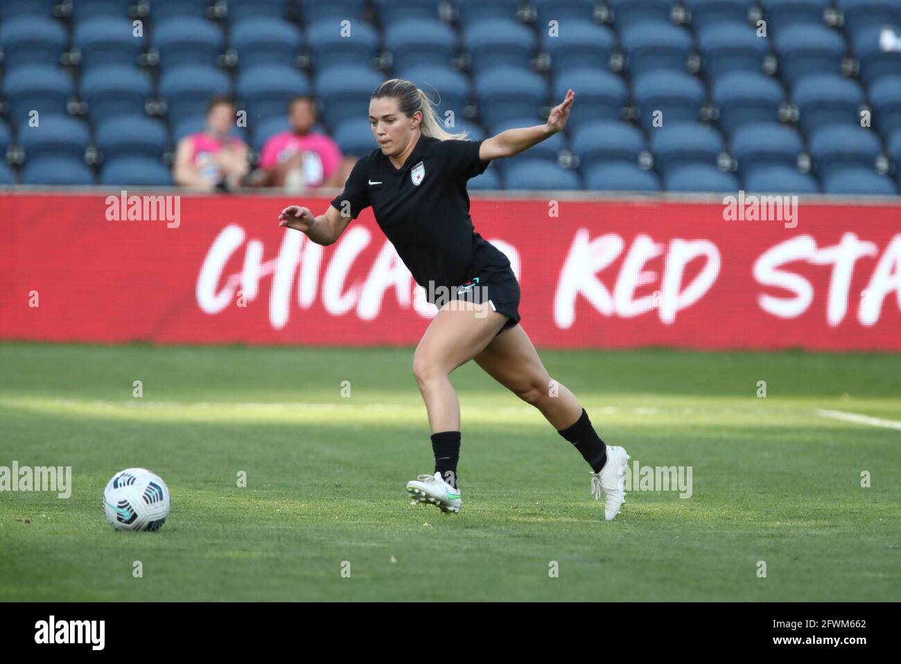 Chicago Red Stars forward Kealia Watt (2) kicks the ball before a NWSL