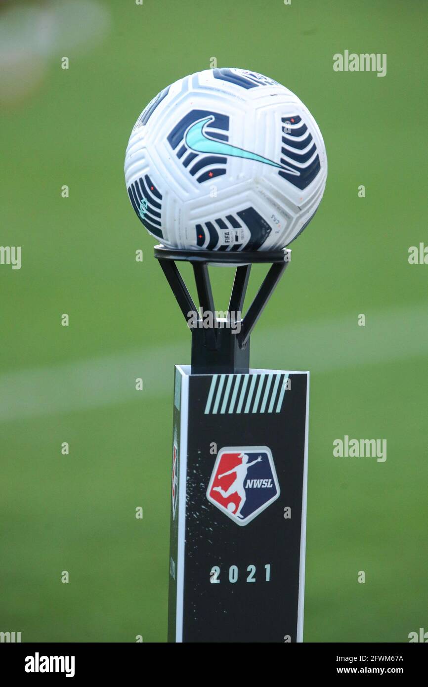 Game ball during a NWSL match at SeatGeek Stadium, Saturday, May 22, 2021, in Bridgeview, Illinois. Red Stars and Gotham FC tied 0-0 (Melissa Tamez/Im Stock Photo