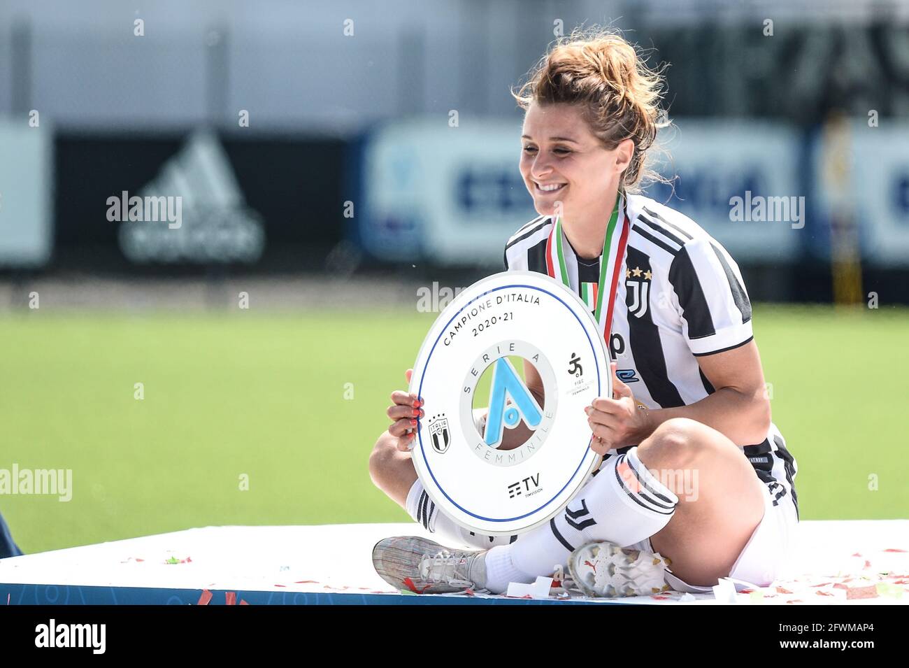 Cristiana Girelli (Juventus FC) with a shirt to celebrate her 100th gol  during ACF Fiorentina vs Juventus FC, Italian football Serie A Women match  in Sesto Fiorentino (FI), Italy, February 11 2023