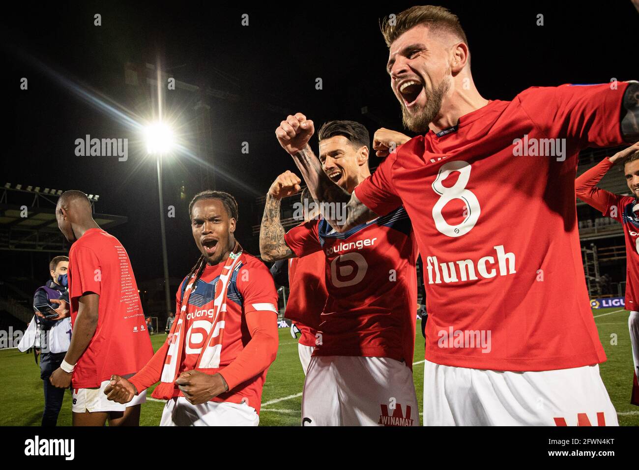 Angers, France. 23rd May, 2021. Lille's players celebrate after a French  Ligue 1 football match between Lille and Angers at Raymond Kopa stadium in  Angers, France, on May 23, 2021. Credit: Aurelien