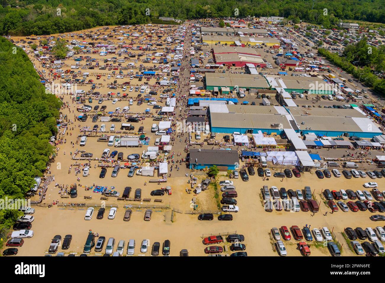Best flea markets hires stock photography and images Alamy