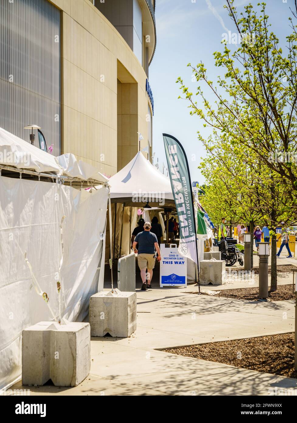 Lexington, Kentucky, April 9, 2021: Entrance to the University of Kentucky vaccination center at Kroger Field Stadium in Lexington, Kentucky Stock Photo