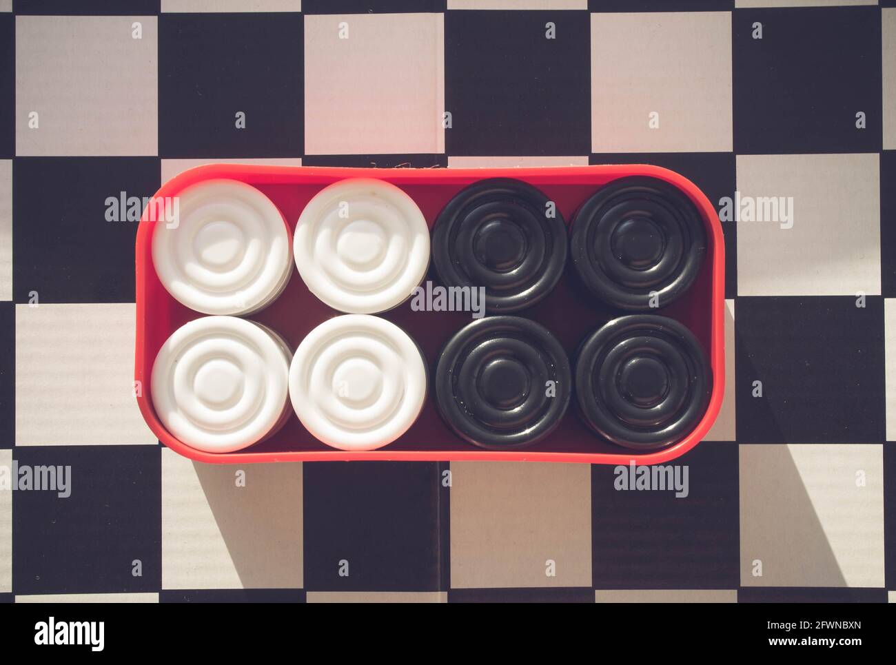 Red And Black Checkers High Resolution Stock Photography And Images Alamy