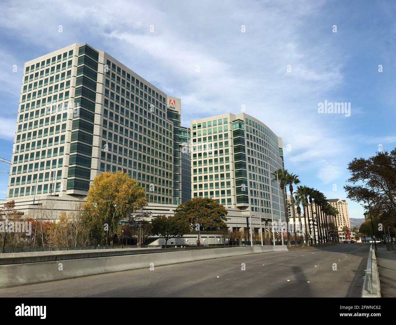 Adobe World Headquarters Hi-res Stock Photography And Images - Alamy