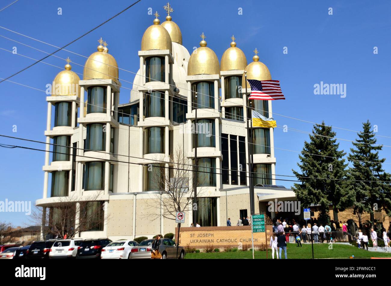 Chicago, Illinois, USA. An Easter Sunday service at a Ukrainian Catholic Church on the Northwest Side of Chicago. Stock Photo