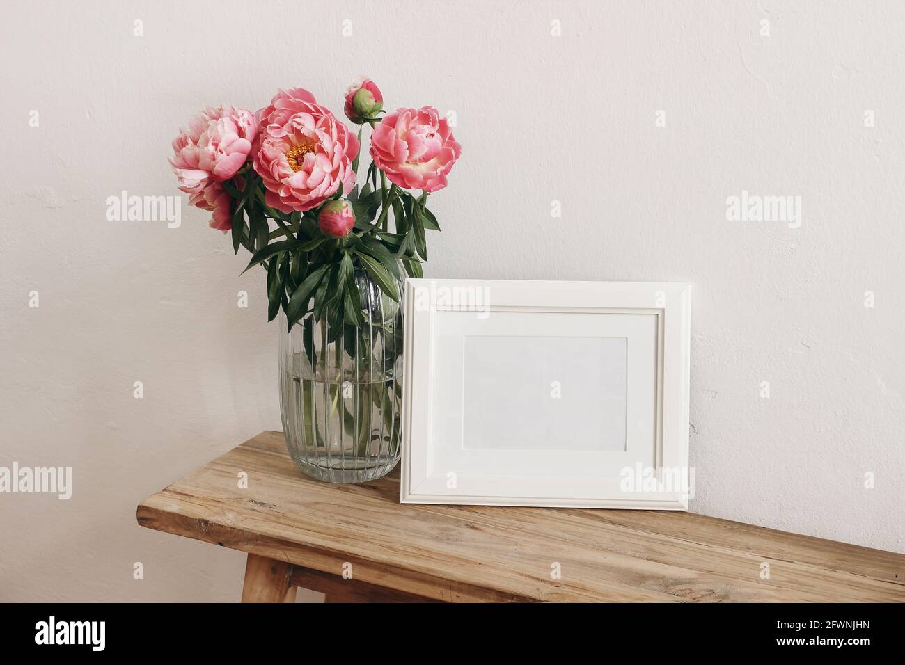 Download White Landscape Frame Mockup Vase High Resolution Stock Photography And Images Alamy