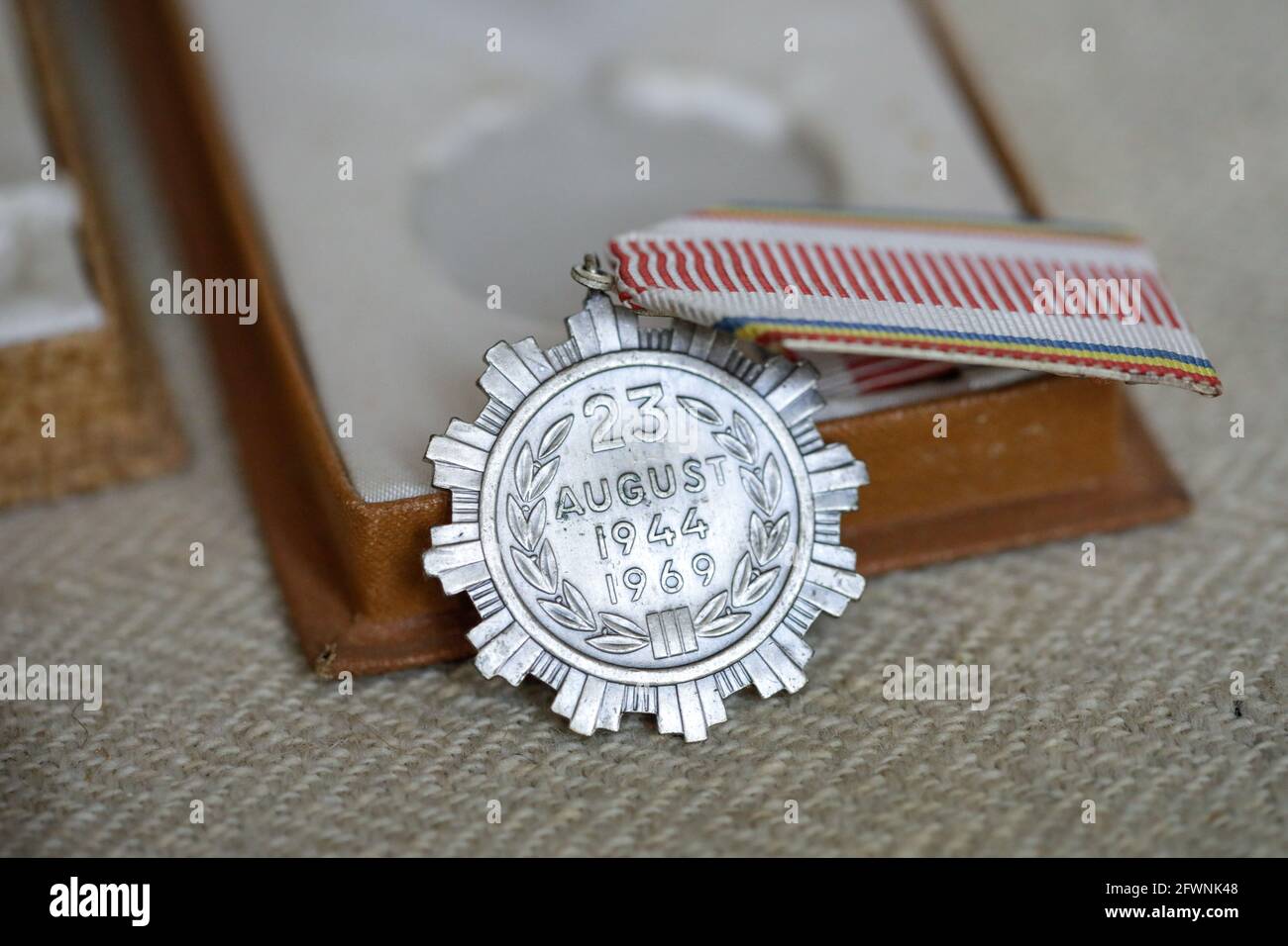 Medal romania hires stock photography and images Alamy