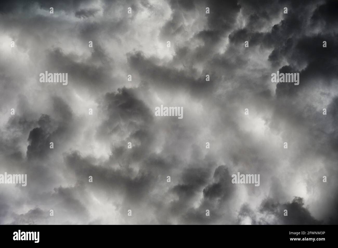 Dramatic sky before a storm of gray color Stock Photo - Alamy