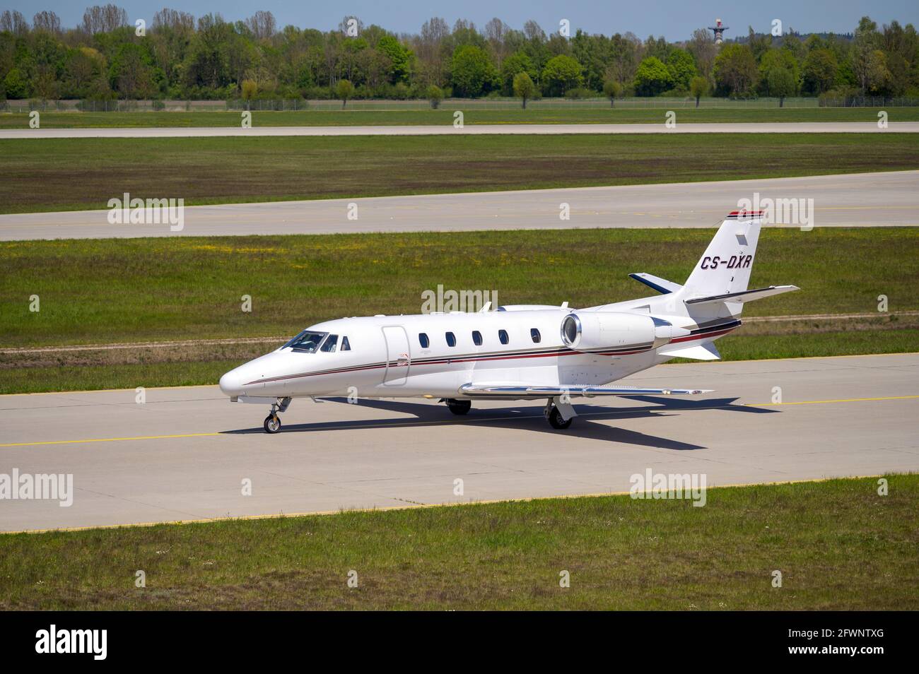 Netjets Europe High Resolution Stock Photography And Images Alamy Netjets Europe High Resolution Stock Photography And Images Alamy
