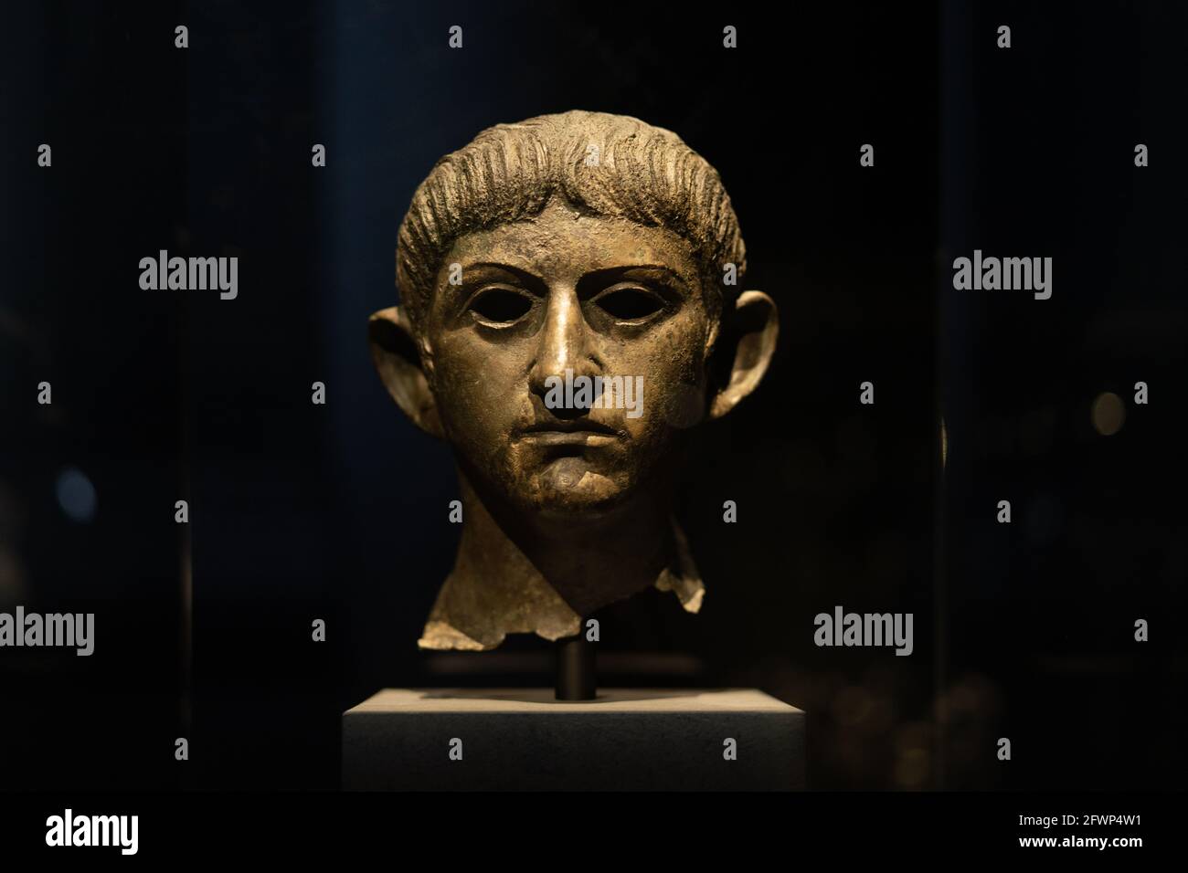 London, UK. 24th May, 2021. Preparations for the opening of Nero: The Man Behind the Myth at the British Museum in London on May 27, the MuseumÕs first exhibition since opening on May 20 after the lifting of covid restrictions in the UK. Photo: Richard Gray/Alamy Credit: Roger Garfield/Alamy Live News Stock Photo
