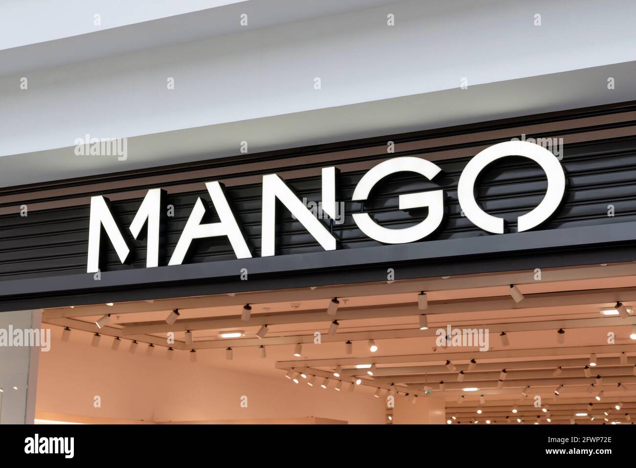 Mango clothes hi res stock photography and images Alamy