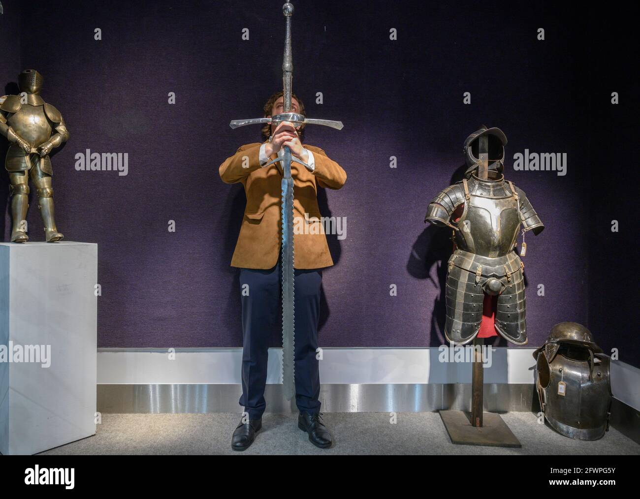 16th century german armour hi-res stock photography and images - Alamy