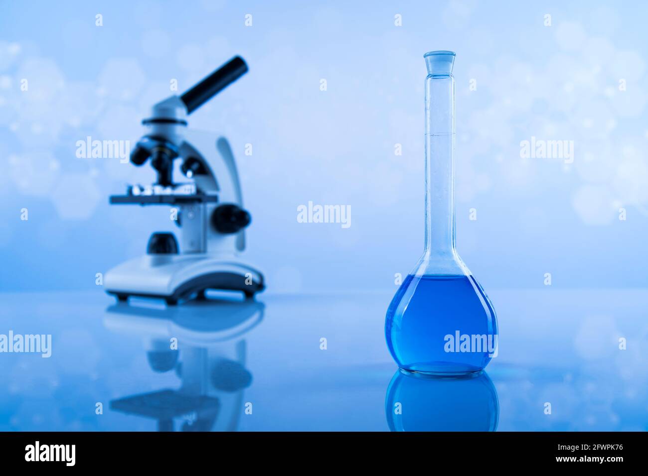 Microscope, Glassware, Laboratory beakers,Science experiment Stock ...