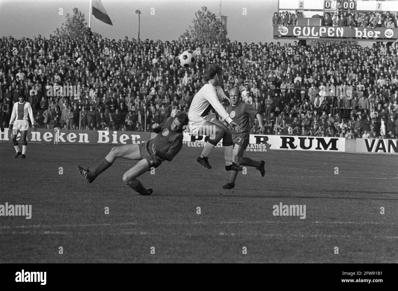 MVV against Ajax 3-0, action, 31 October 1971, sports, soccer, The Netherlands, 20th century press agency photo, news to remember, documentary, historic photography 1945-1990, visual stories, human history of the Twentieth Century, capturing moments in time Stock Photo