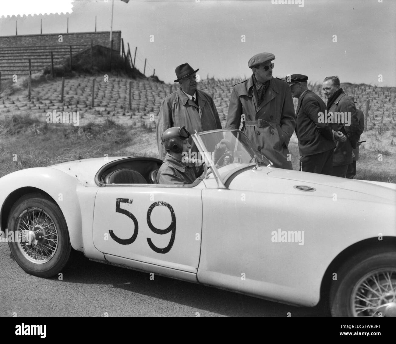 Driver course by Wolfgang Graf Berghe von Trips and Alfred Neubauer on circuit Zandvoort, April 19, 1958, motorsports, sports training, The Netherlands, 20th century press agency photo, news to remember, documentary, historic photography 1945-1990, visual stories, human history of the Twentieth Century, capturing moments in time Stock Photo