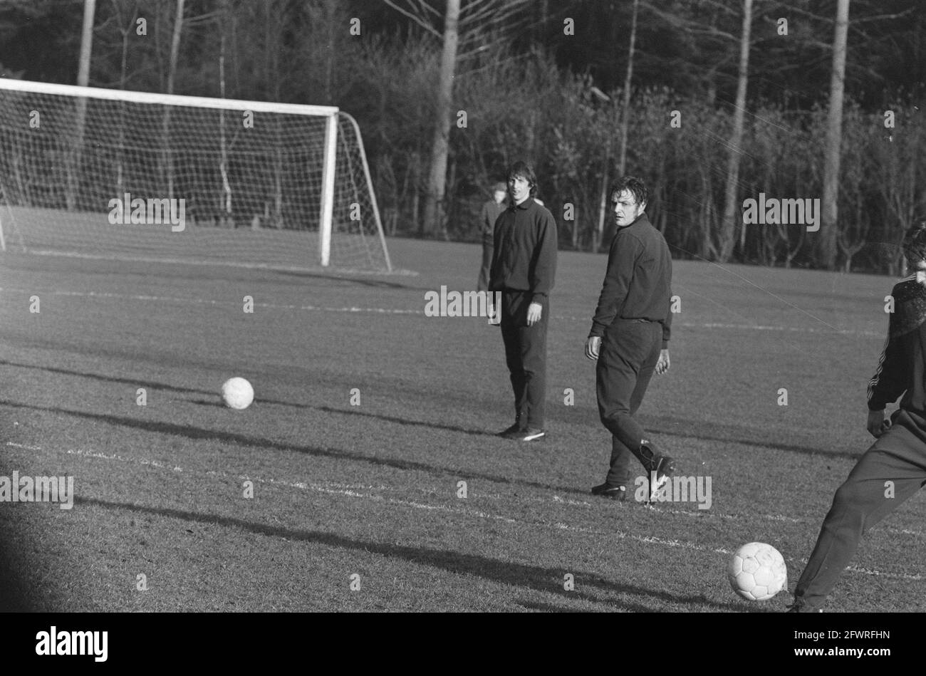 Dutch national team trains for match against Luxembourg, at Zeist, February 22, 1971, sport, soccer, The Netherlands, 20th century press agency photo, news to remember, documentary, historic photography 1945-1990, visual stories, human history of the Twentieth Century, capturing moments in time Stock Photo