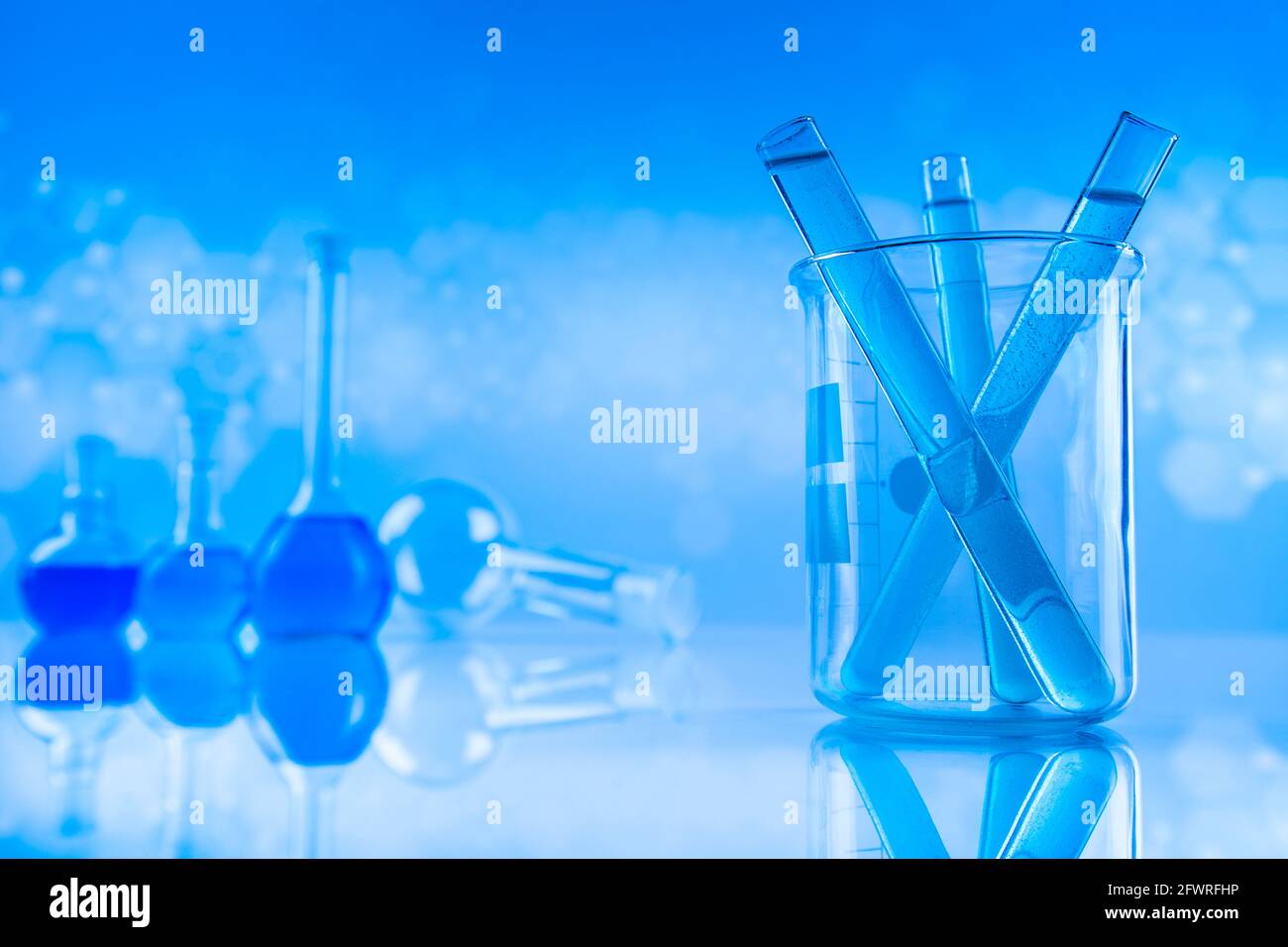 Glassware, Laboratory beakers,Science experiment Stock Photo Alamy