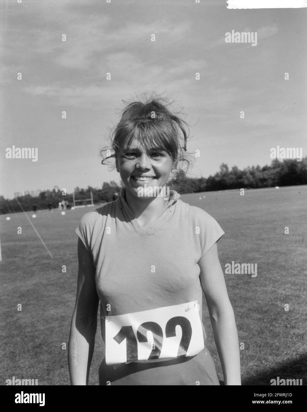 Dutch athletics championships in Groningen, Hilda Slaman, August 14, 1965, athletics, championships, The Netherlands, 20th century press agency photo, news to remember, documentary, historic photography 1945-1990, visual stories, human history of the Twentieth Century, capturing moments in time Stock Photo