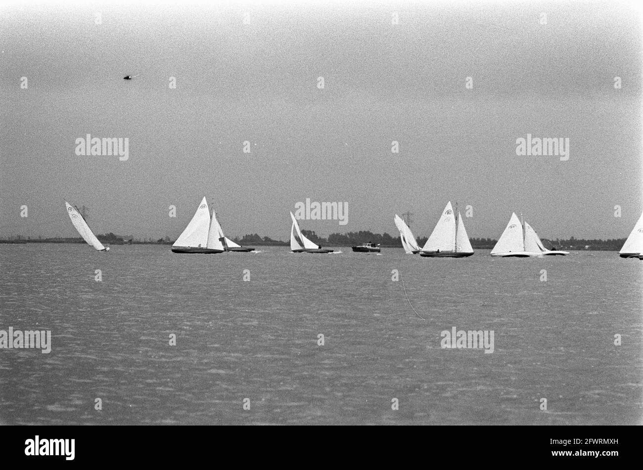 Dutch Championships Rainbow Class sailing on Alkmaardermeer, July 19 1970, CHAMPIONSHIPS, SAGES, The Netherlands, 20th century press agency photo, news to remember, documentary, historic photography 1945-1990, visual stories, human history of the Twentieth Century, capturing moments in time Stock Photo