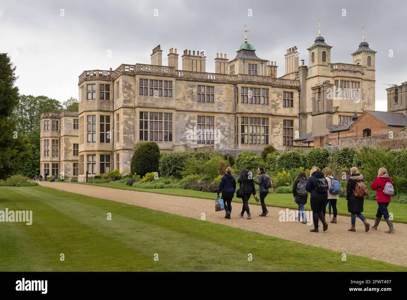 Audley End; visitors at the 17th century Jacobean Audley End House and Gardens, owned by English Heritage, Audley End, Cambridgeshire UK Stock Photo