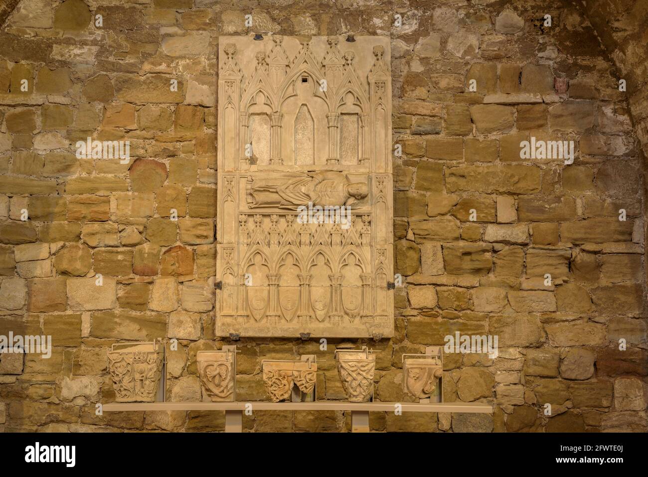 La Seu Vella de Lleida Church. Architectural and sculptural details (Lleida, Catalonia, Spain)  ESP: Iglesia de la Seu Vella de Lleida. Detalles Stock Photo