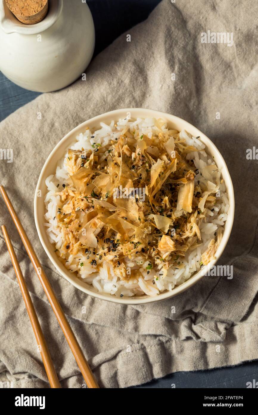Healthy Homemade Tuna Cat Rice with Sesame Seeds and Bonito Flakes