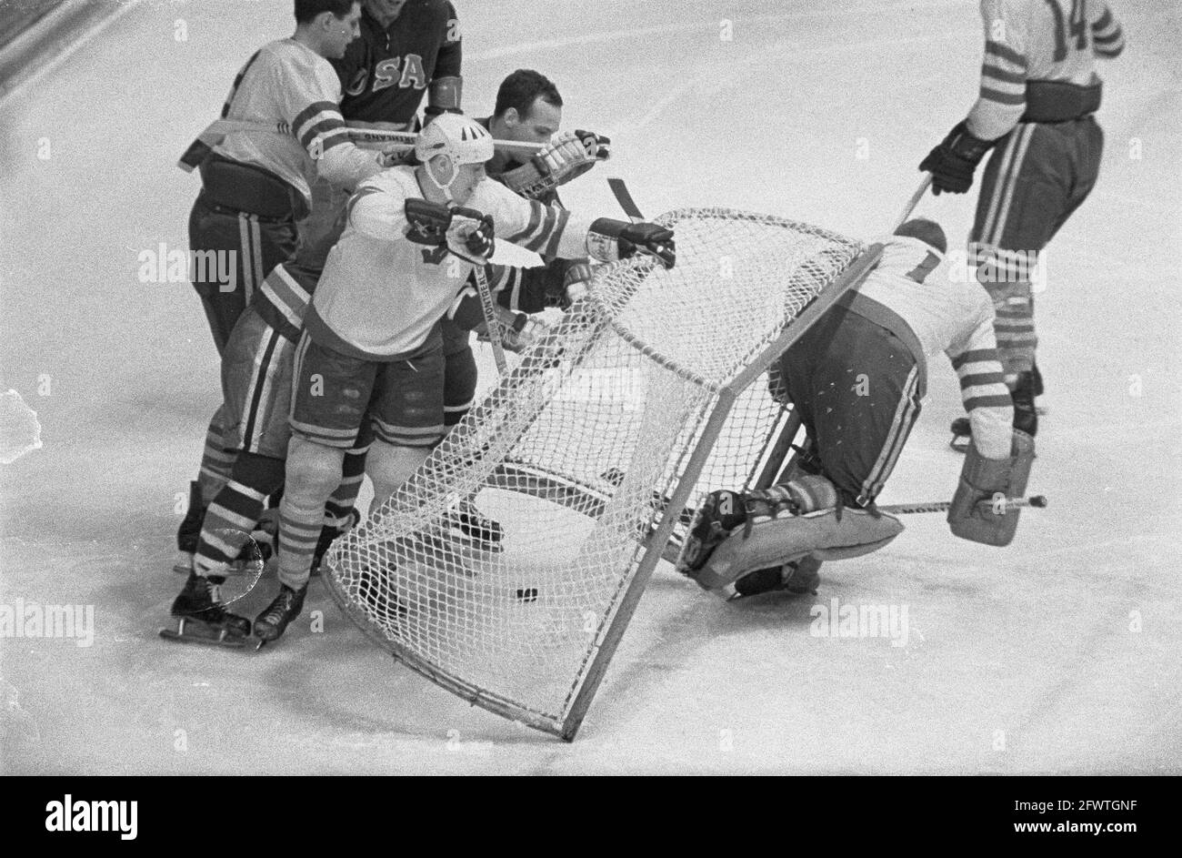 Goalie holmalist hires stock photography and images Alamy
