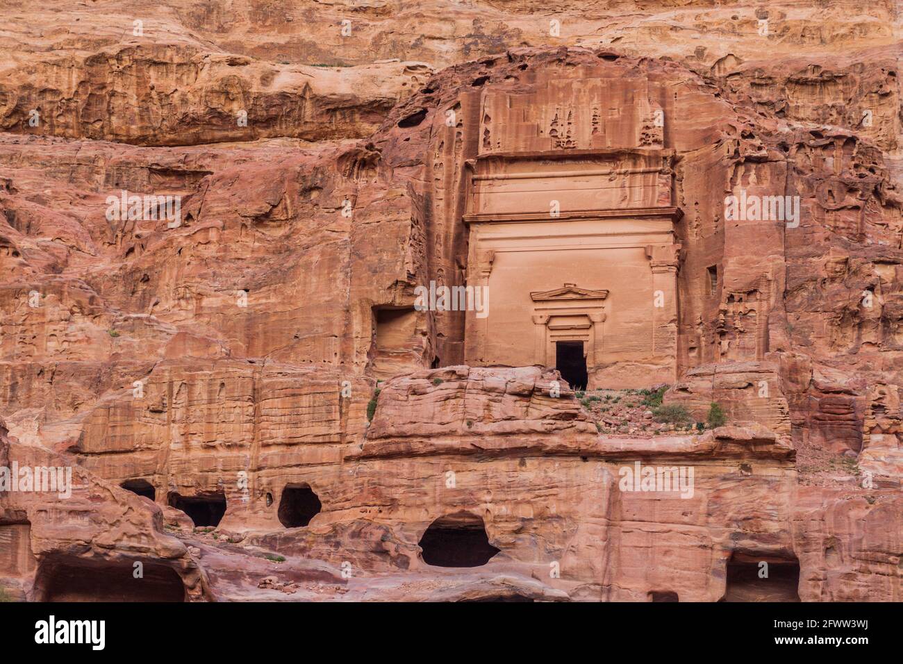 Unayshu Tomb in the ancient city Petra, Jordan Stock Photo